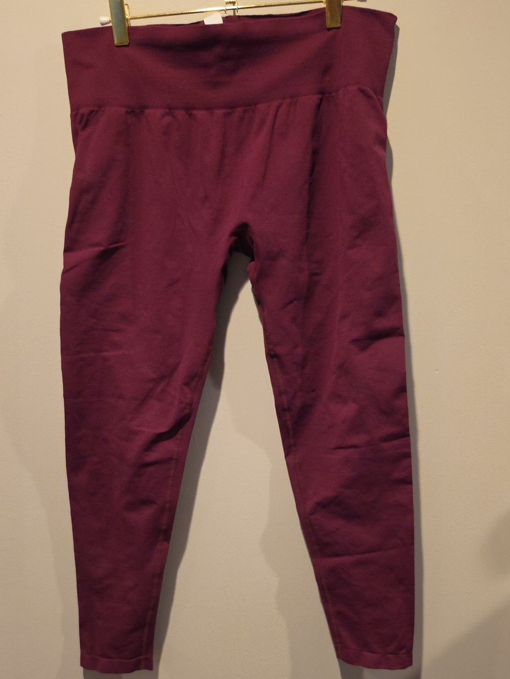 HALARA Women's High-Waist Leggings in Plum